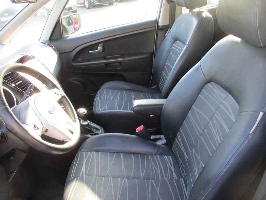 KIA VENGA 1.4 CRDI
