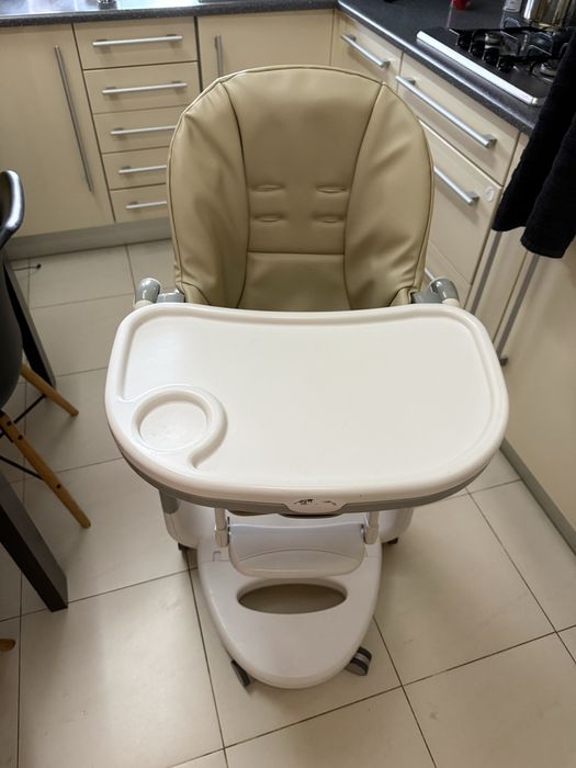 Дитяче крісло! Стілець-гойдалка Peg-Perego Tatamia