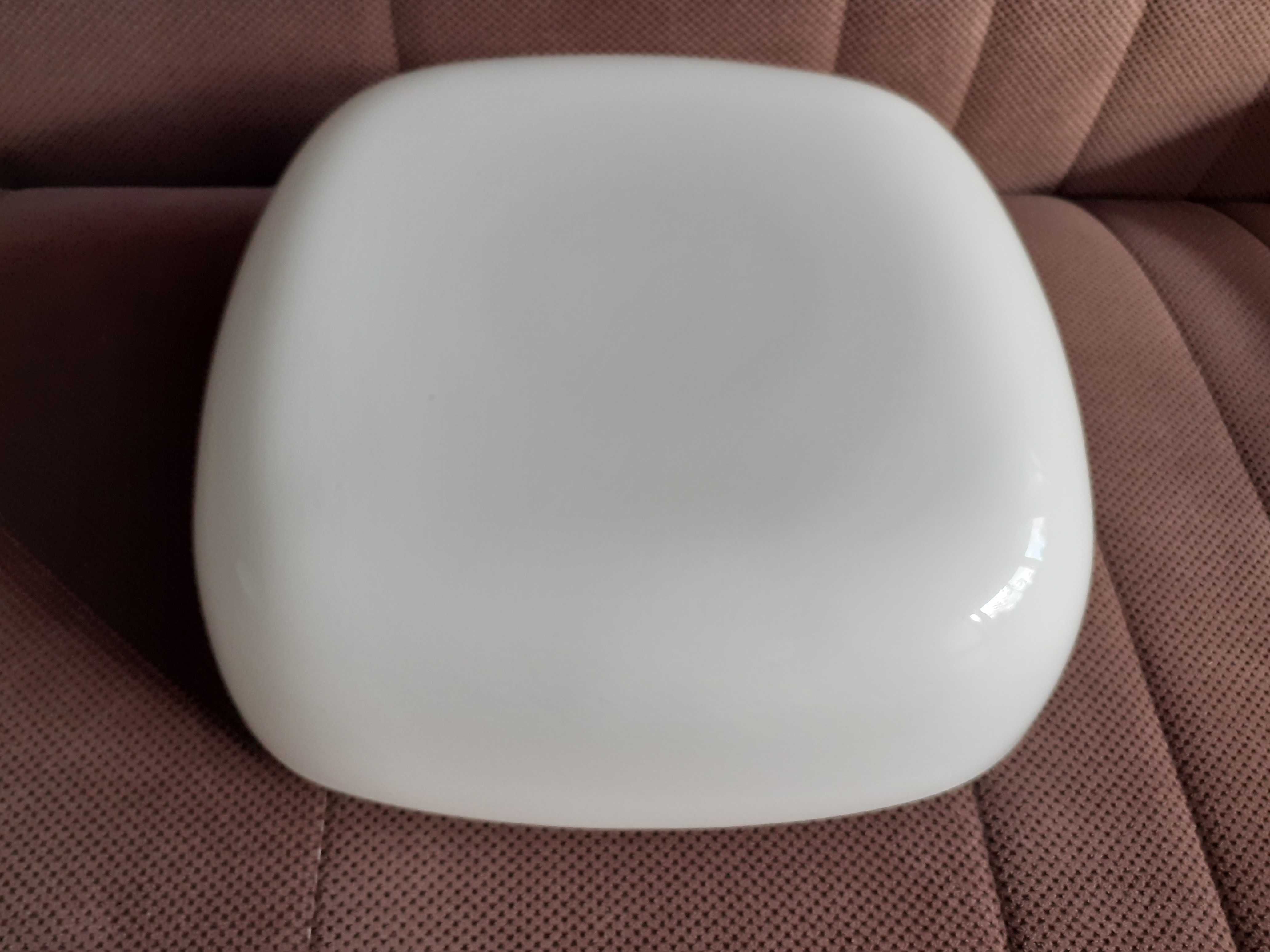 Klosz biały do plafonu ceramicznego z PRL - retro / vintage