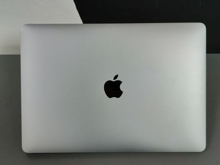 MacBook Air M1 2020 A2337 8/256