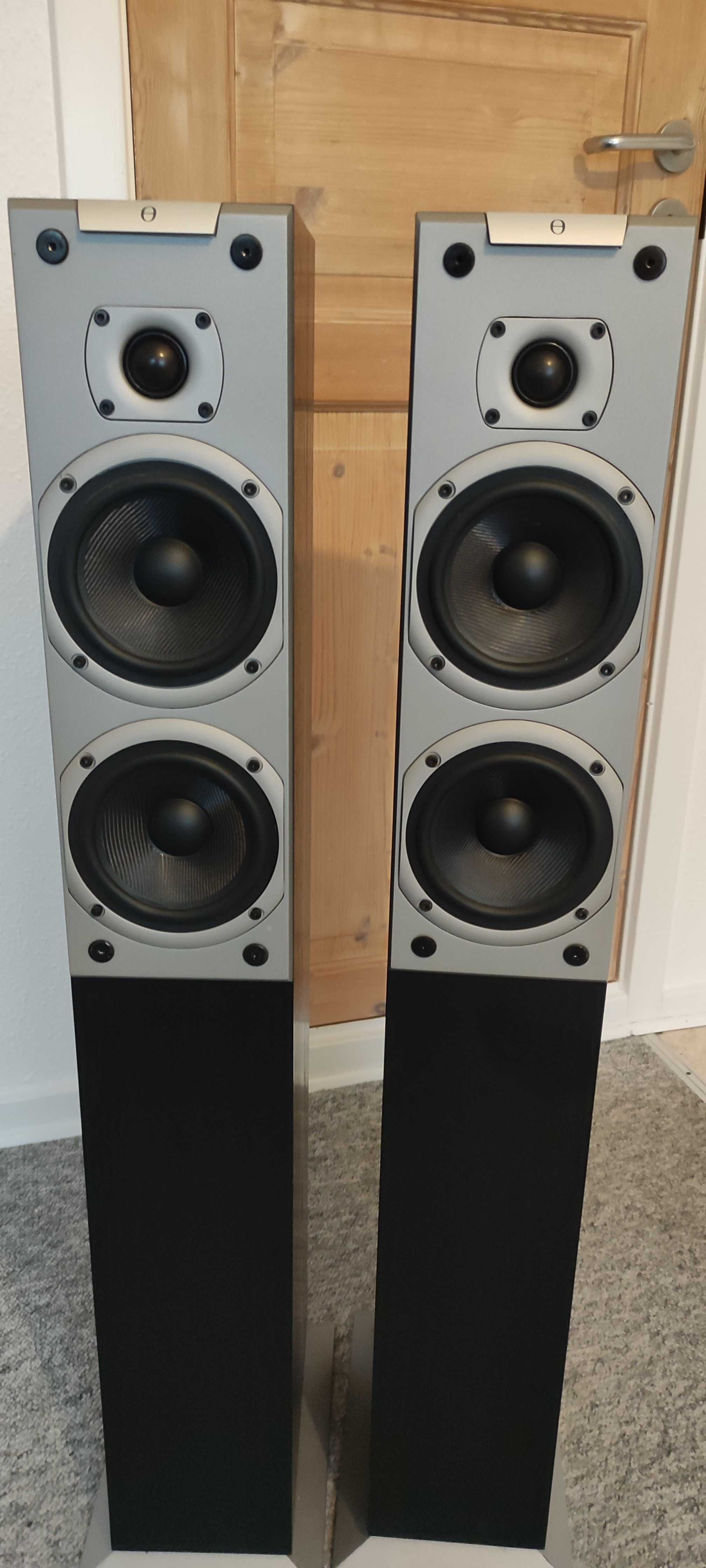 Audiovector Ki3 Super - komplet + kolce