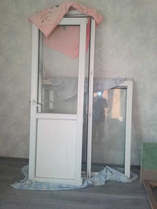 б/у вікно з новим склопакетом