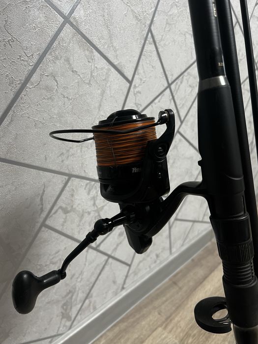 Коропові удочки Force Active Carp 3.9m 3,25LB+котушки Rocket Carp 90