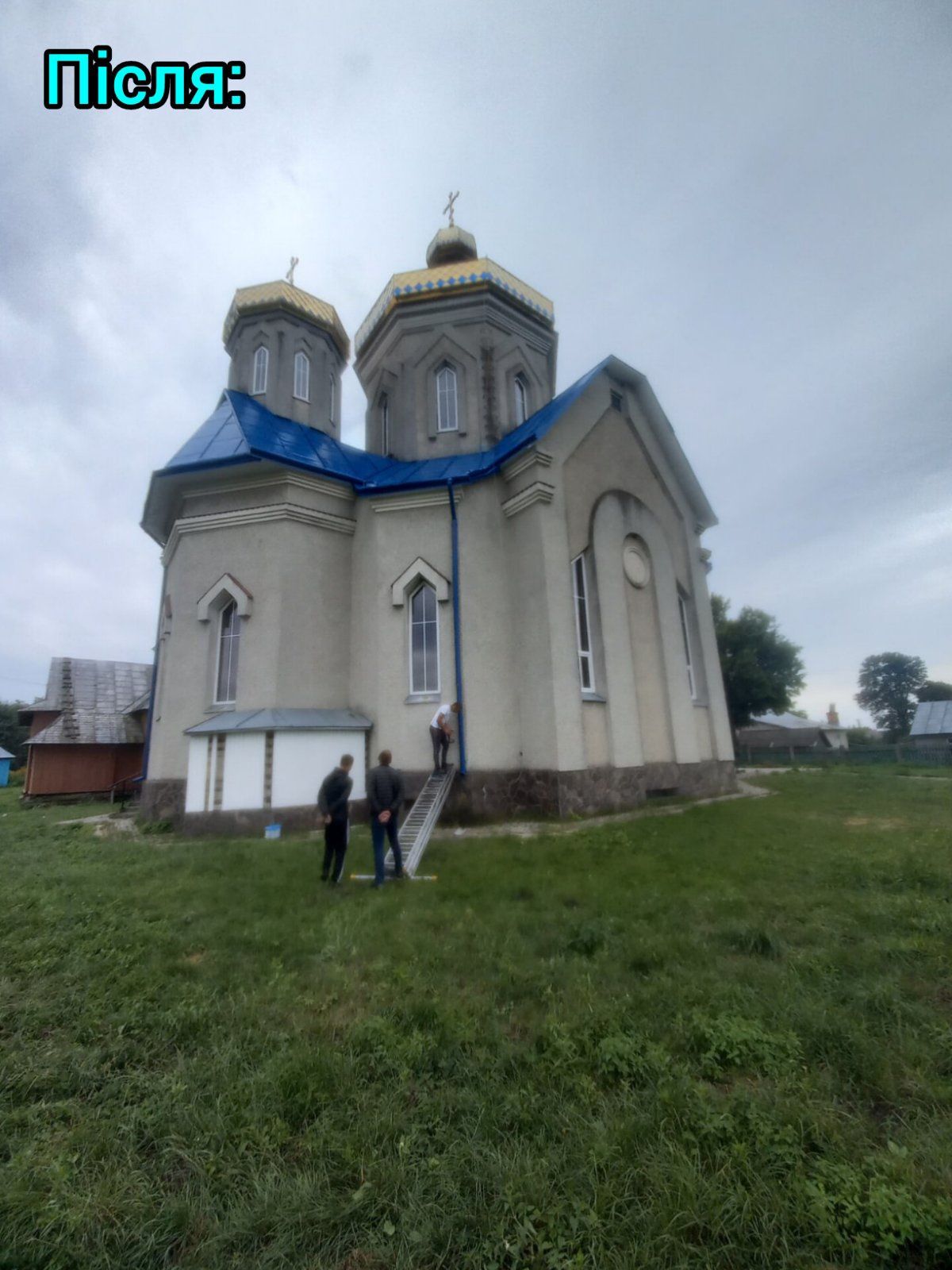 Фарбування дахів по всій Львівській області