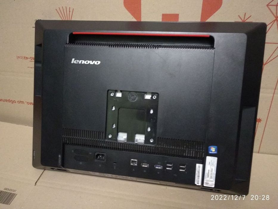 Компьютер Моноблок Леново М92z 23" IPS i5 4ядра 8Gb SSD256Gb