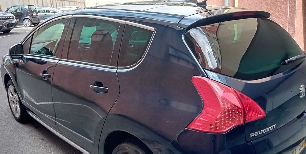 Peugeot 3008 1.6 HDI 110 cv