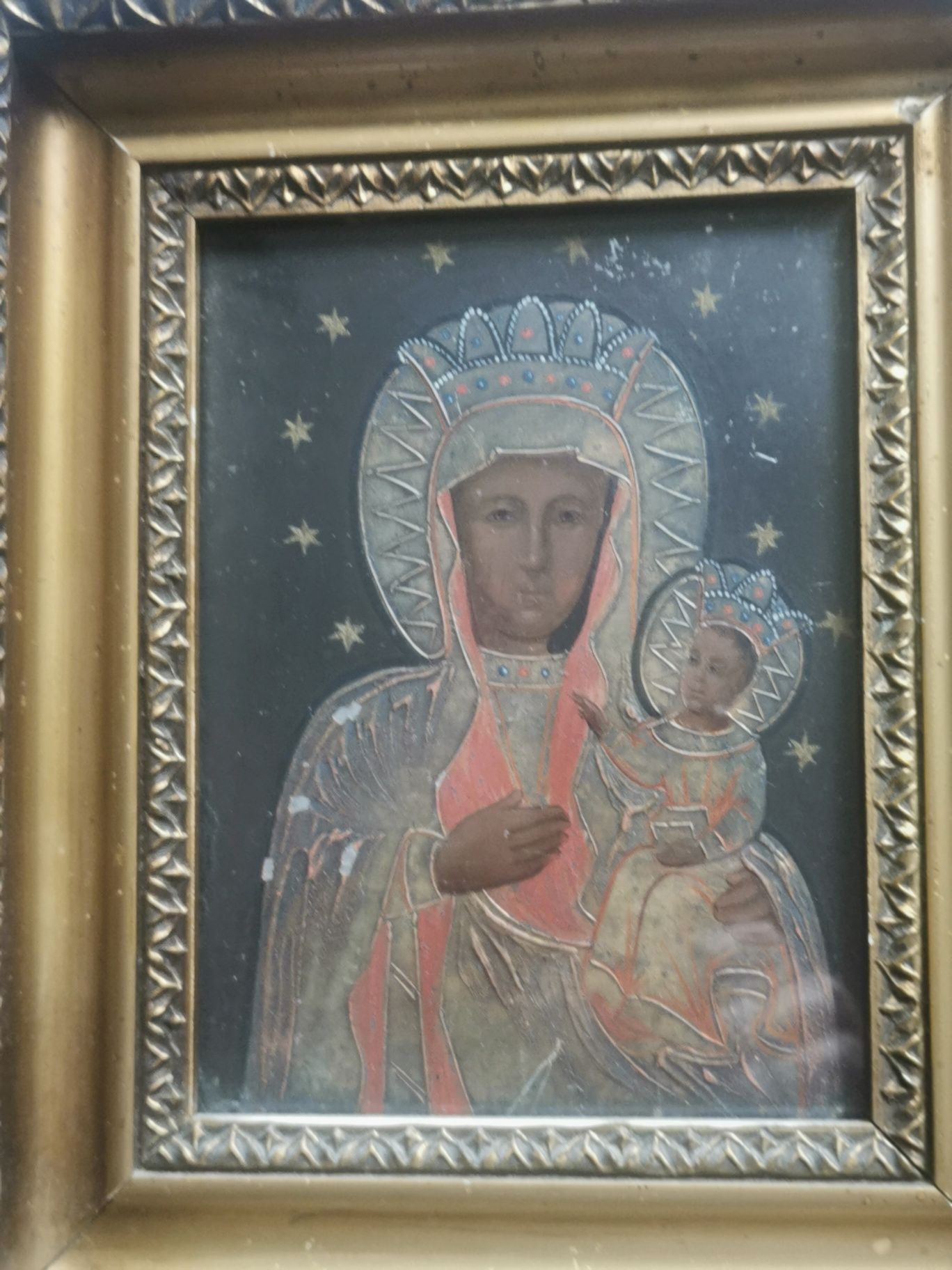 Stara ikona Matka Boska w ramie. Hodegetria. .