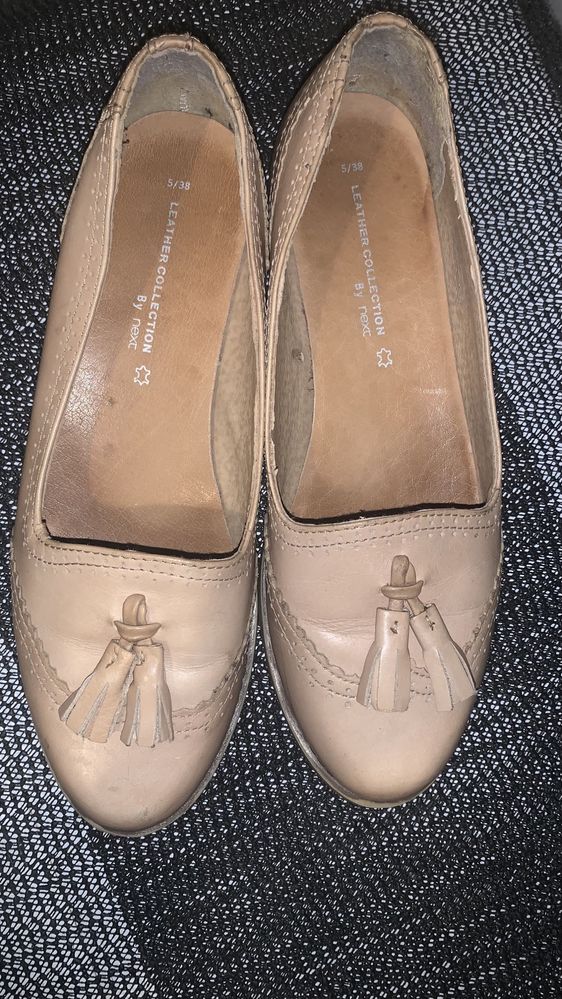 Buty  skóra  naturalna roz 38 firmy Next