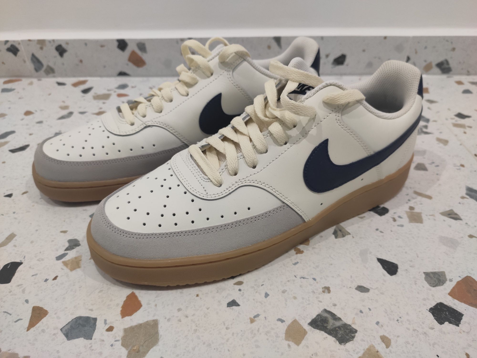 Кросівки NIKE court vision low white HF1068-133