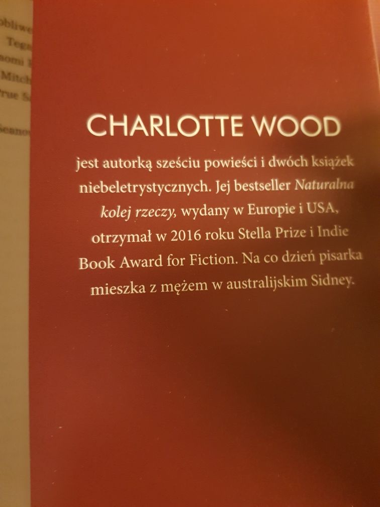 Charlotte Wood Każda z nich 2021 Prószyński & CO