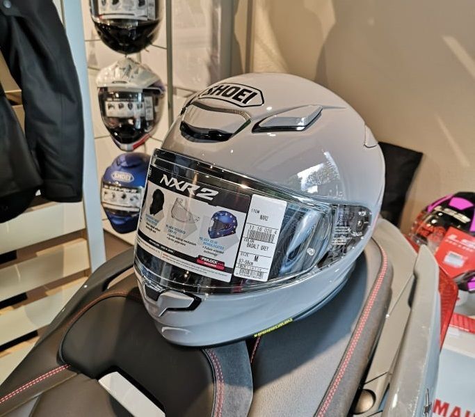 Capacete Shoei NXR2