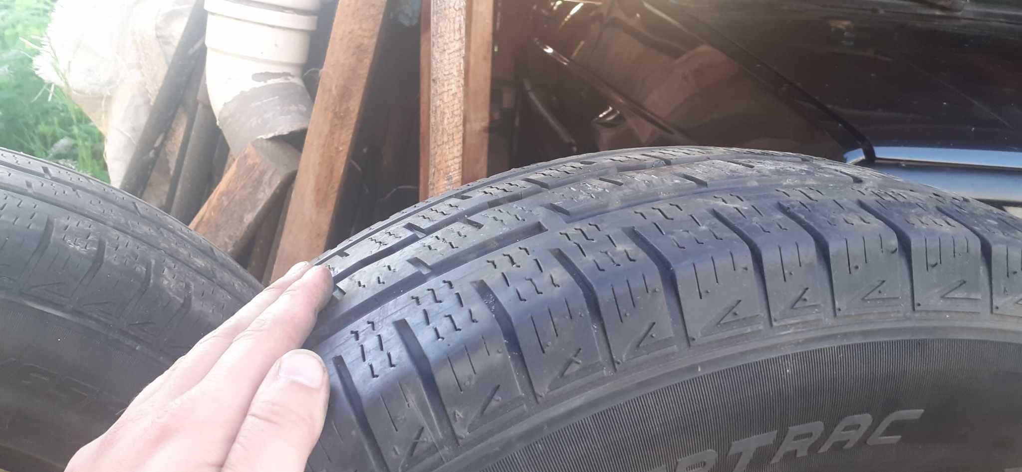 Opony 235 65 R16 c