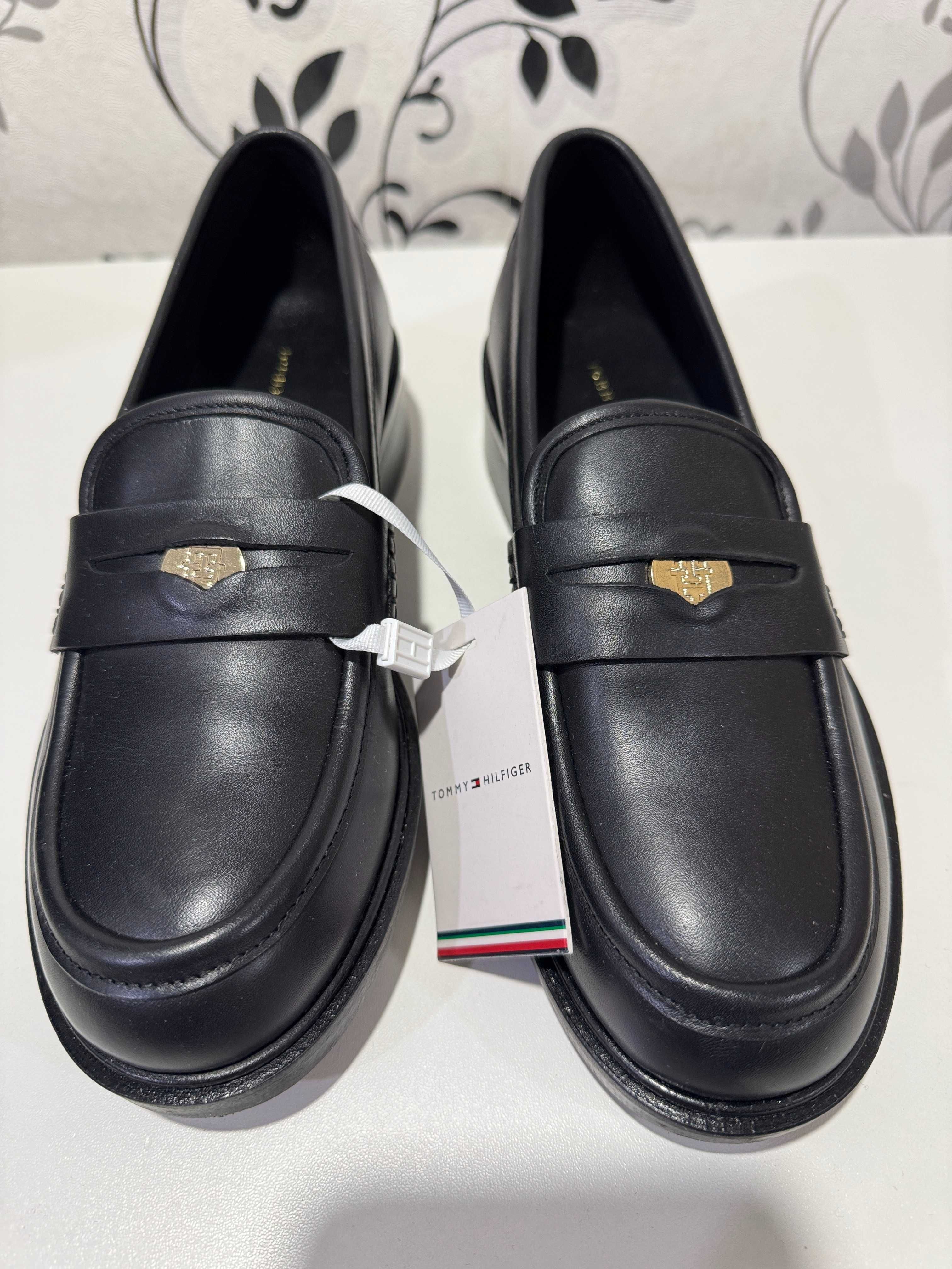 Жіночі лофери Tommy Hilfiger ICONIC LEATHER, 36 р.