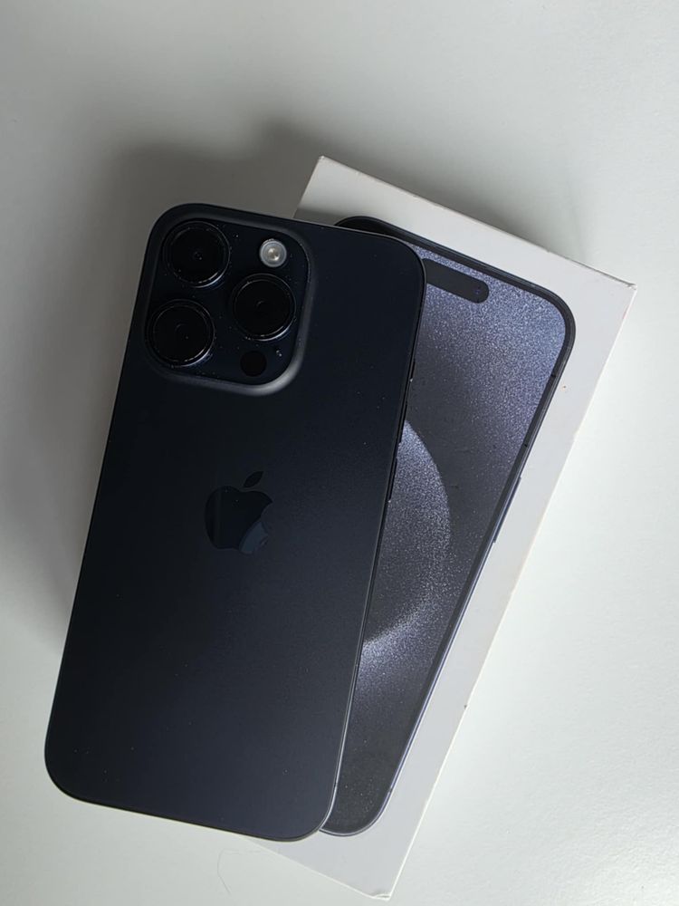 iPhone 15 pro JAK NOWY