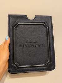 Etui pokrowiec Givenchy 21x25,5 cm