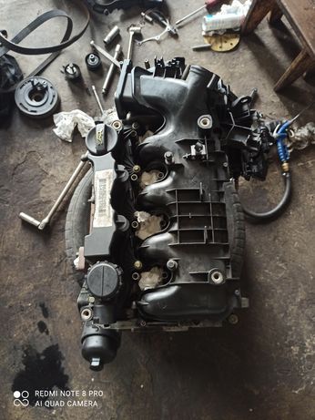 Двигатель мотор 1,6 9HX,9HY,DV6 Citroen C3,C4,DS4,C-elysee, Berlingo