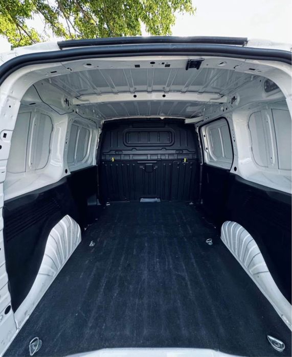 Citroen Berlingo 1.5 BlueHDi 102 KM – Salon PL – 3 osoby – Klima