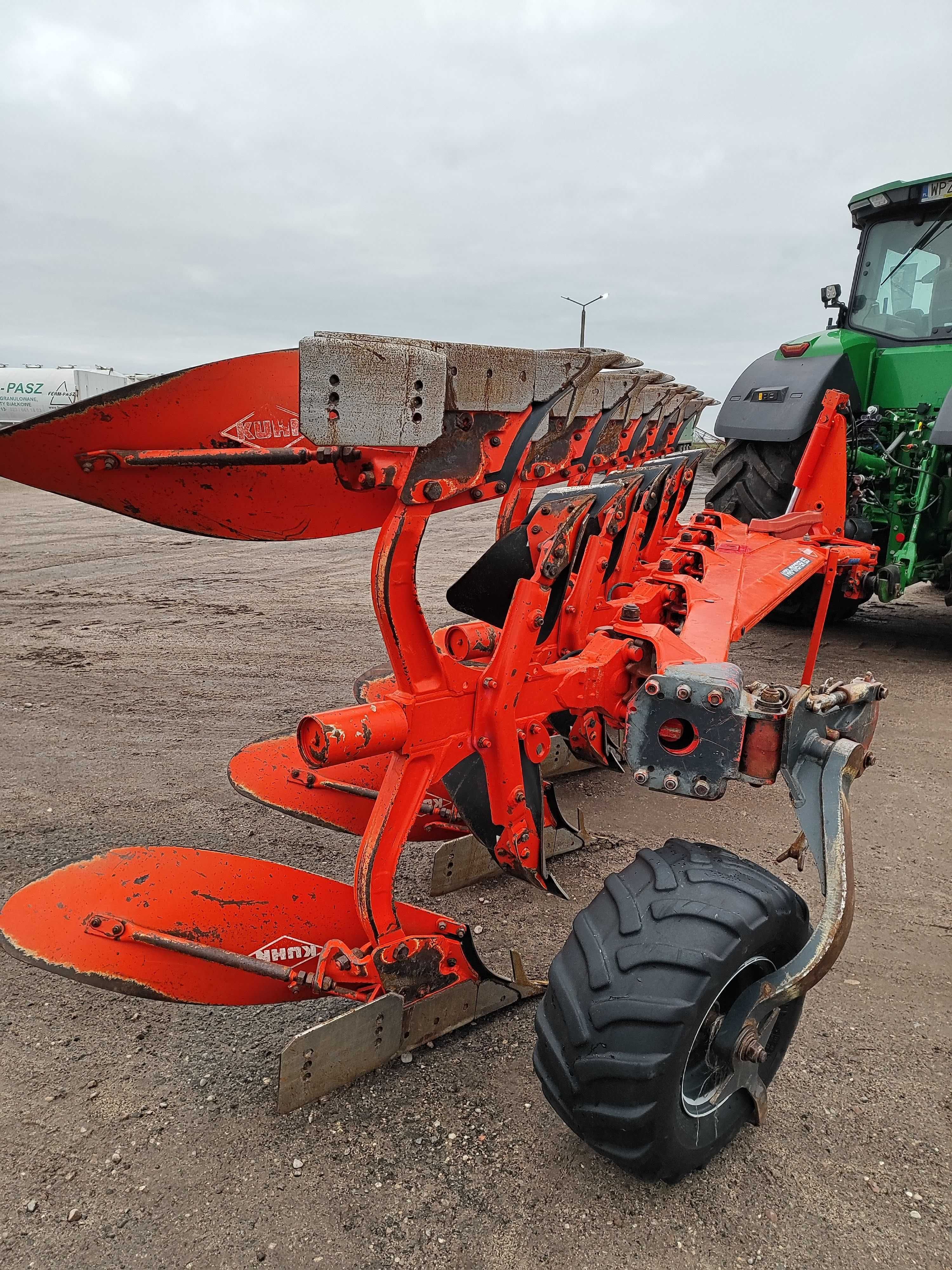 Pług Kuhn Vari-Master 153, pług 5 skibowy obrotowy