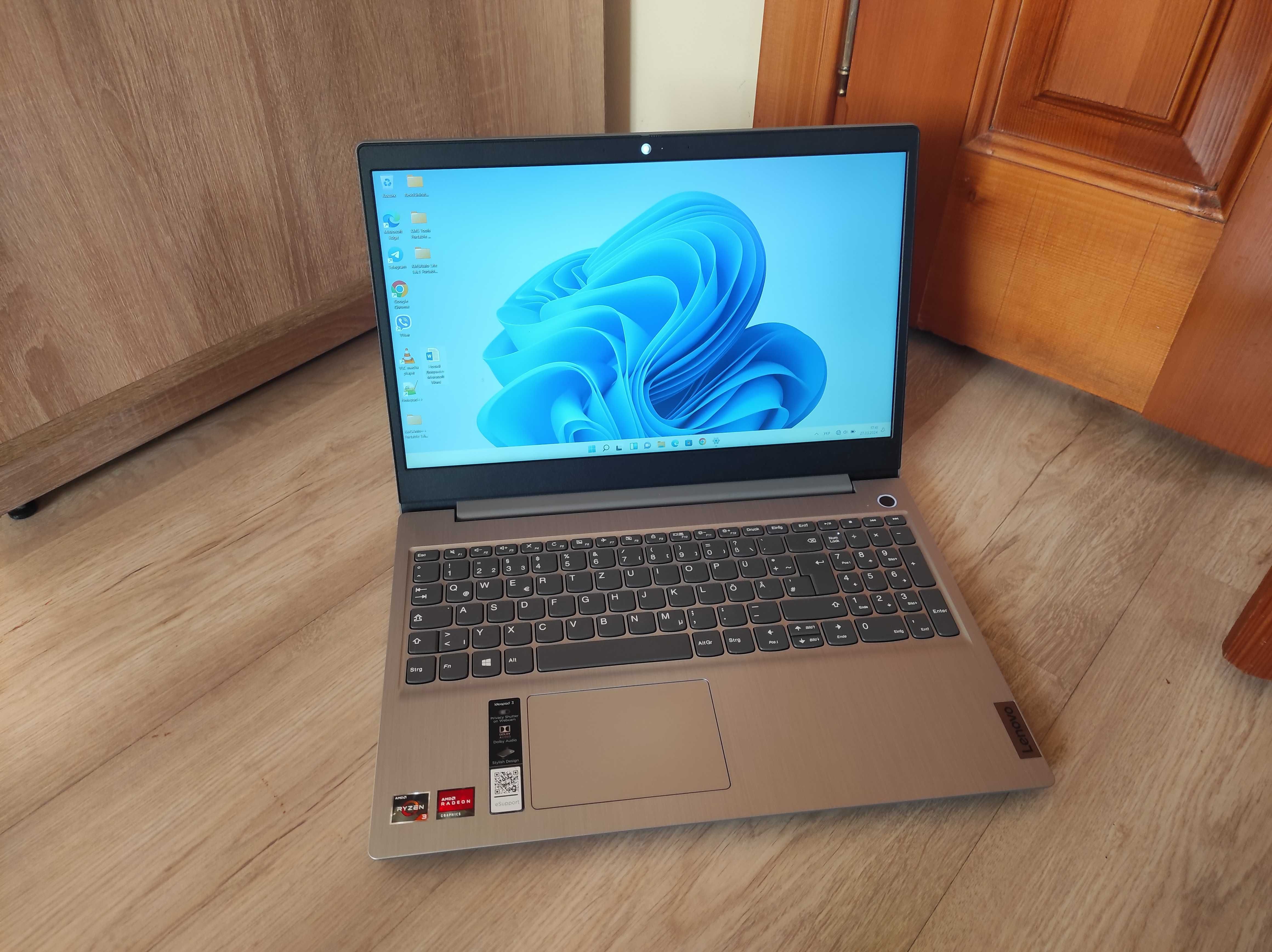 Тонкий швидкий Lenovo з 15.6 матовим якісним дисплеєм