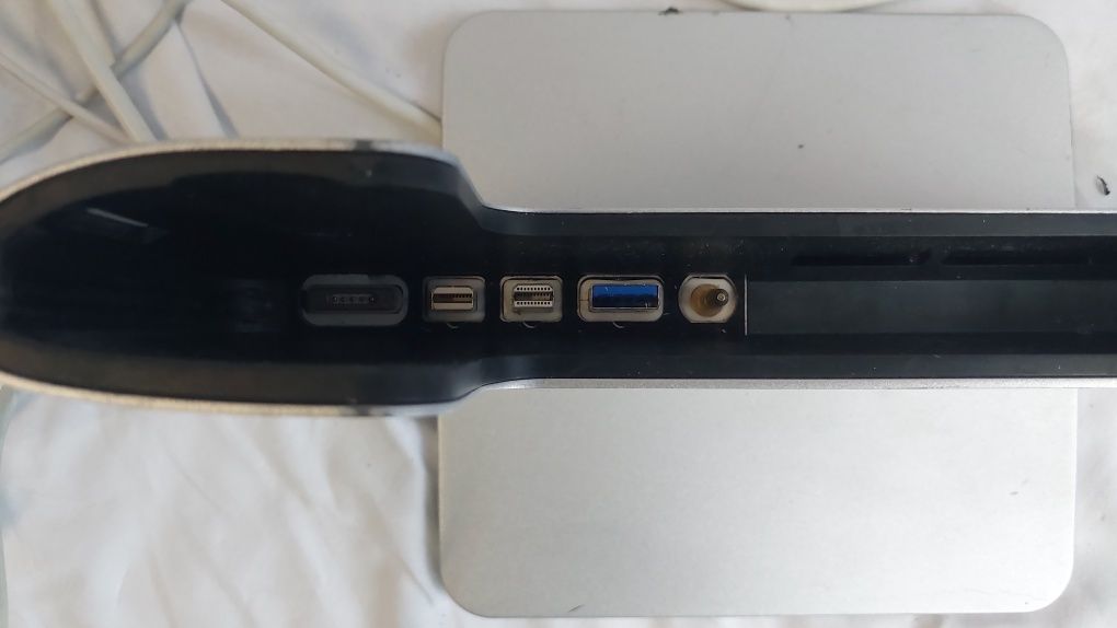 Stacja dokująca Henge Docks MacBook Pro 13 + zasilacz apple