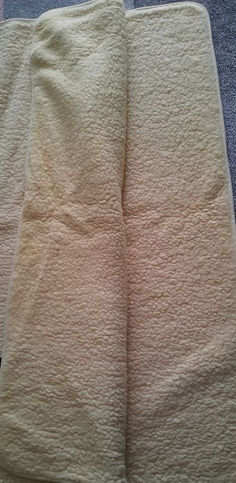 Koldra z wełny, używana