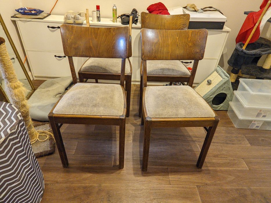 Krzesła drewniane zestaw 4szt.