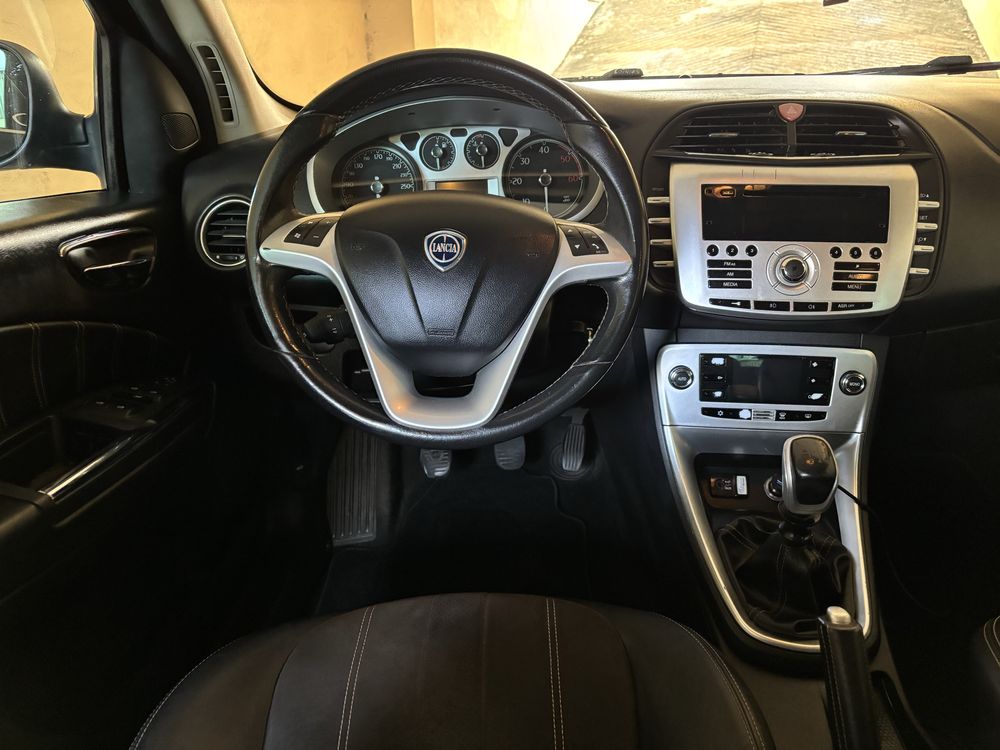 Lancia Delta 1.6 M-Jet 16v 120cv Nacional