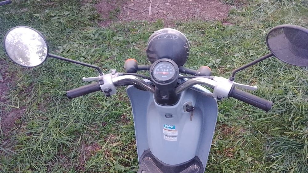 Скутер хонда,продам