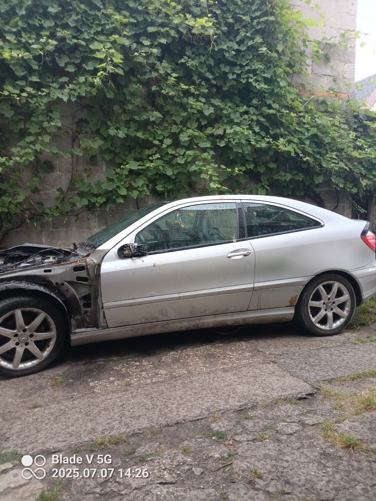 Mercedes sport coupe c klasa