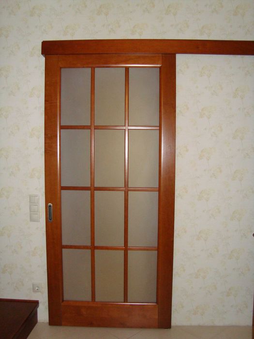 Дерев'яні арки,двері.