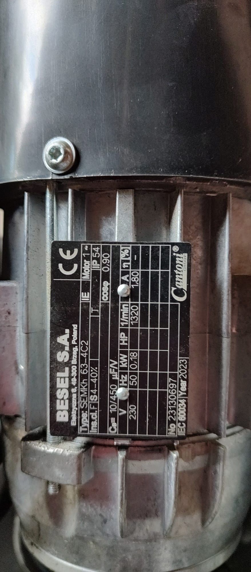 Mans podajnik tłokowy do kotła wraz z motoreduktorem Besel 63-4C2