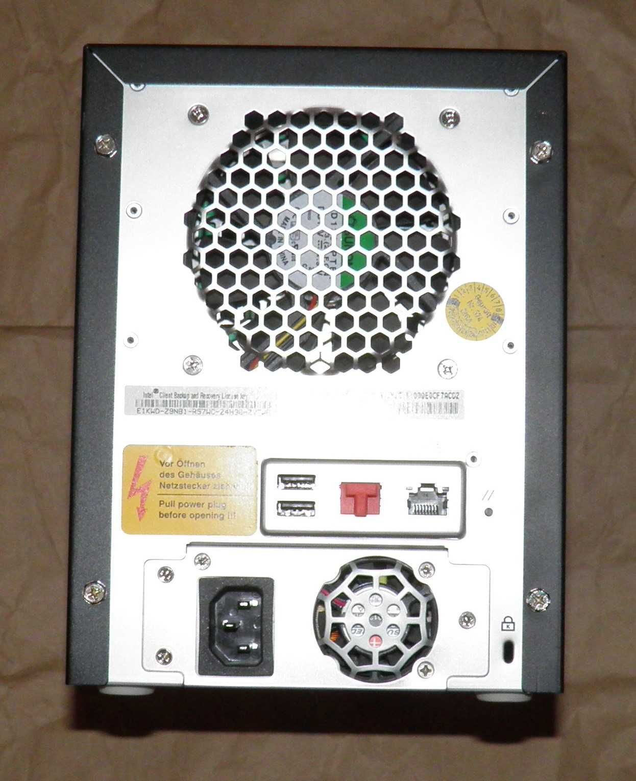NAS INTEL SS4000  чотирьохдисковий (без дисків)