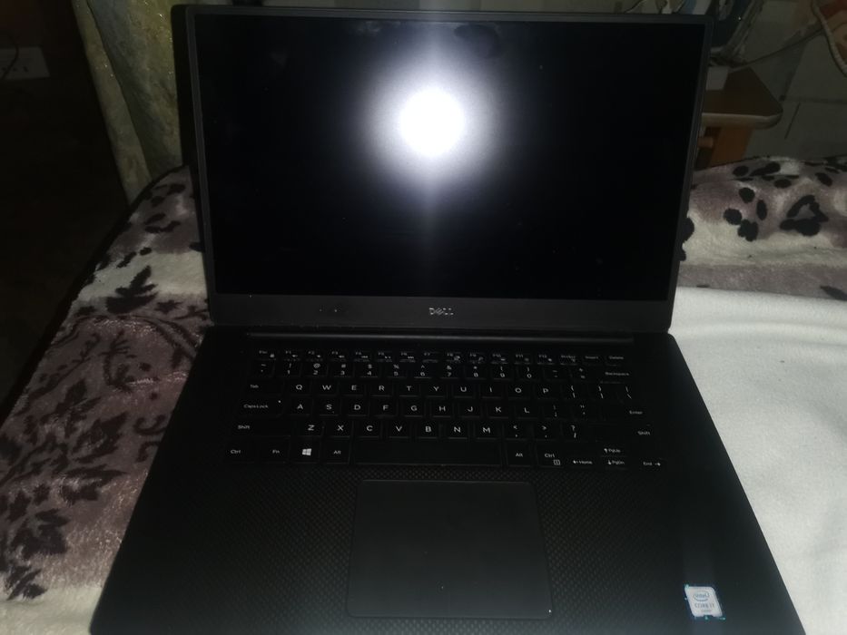 Ноутбук dell p56f