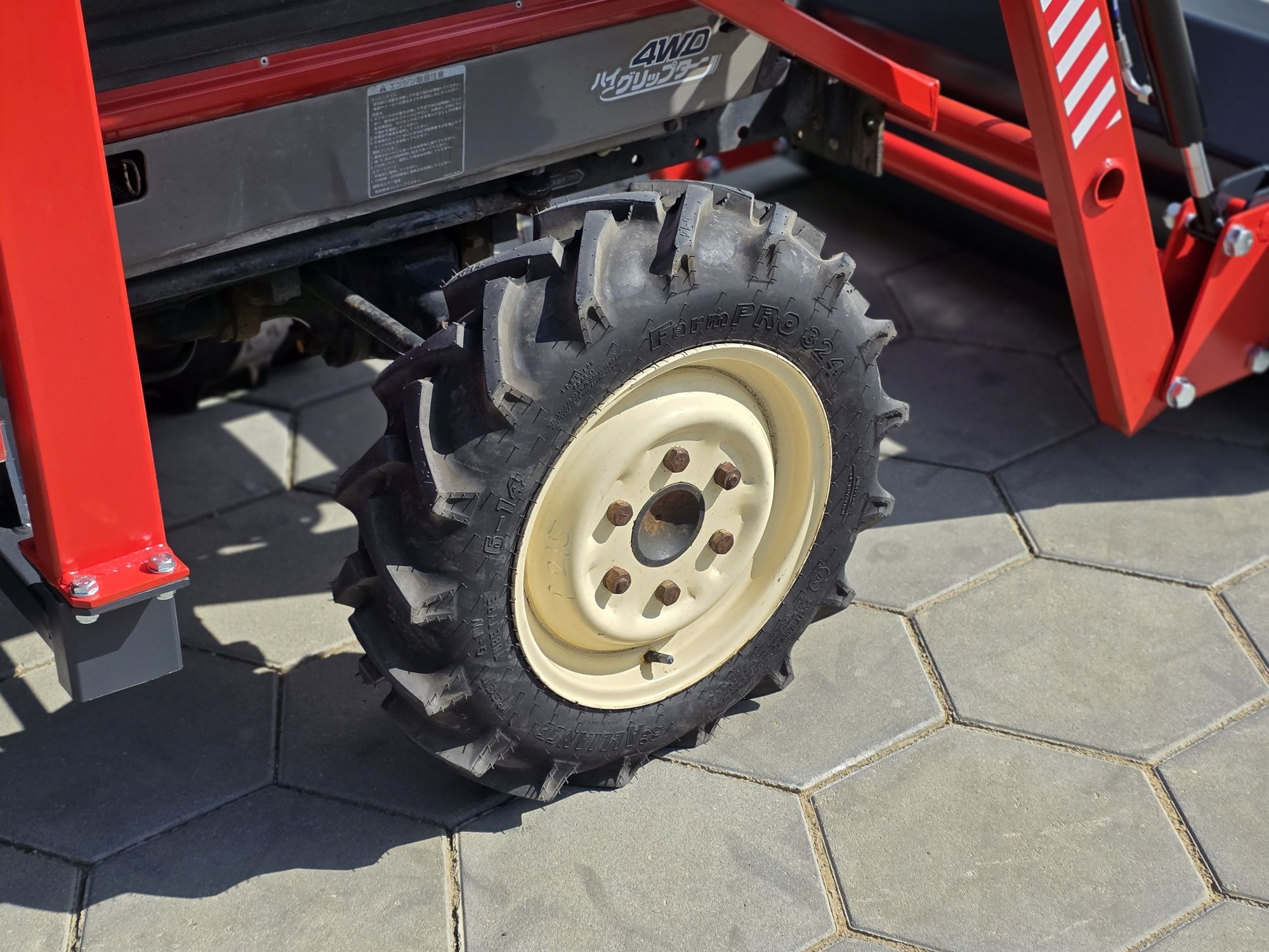Mini traktorek YANMAR F215 TUR ladowacz krokodyl (nie kubota gl iseki