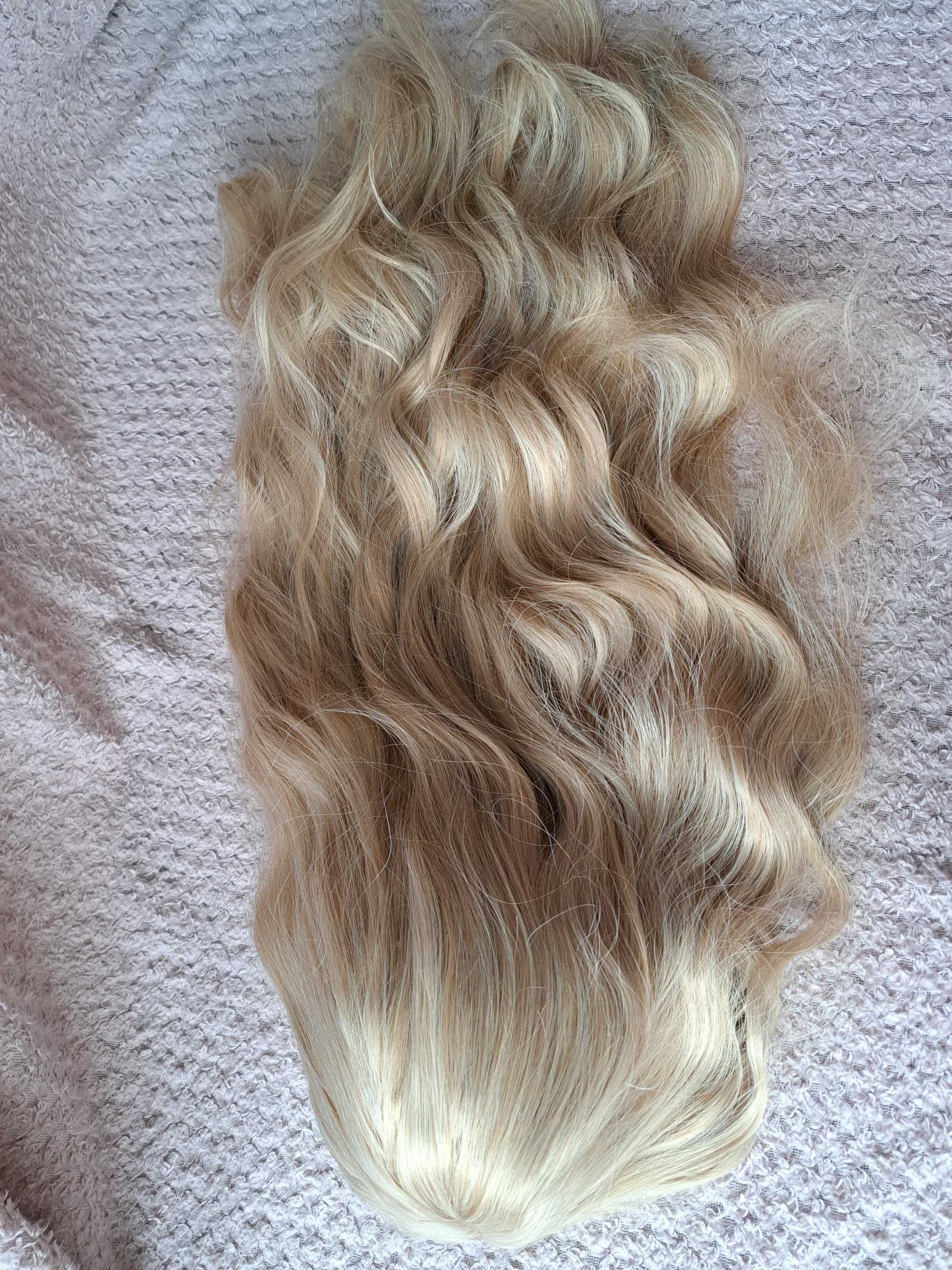 długa peruka blond aż 70 cm