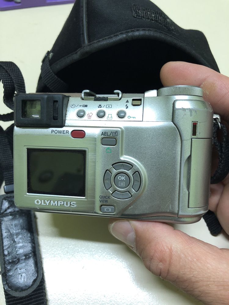 Фотоаппарат Olympus C-750 UltraZoom
