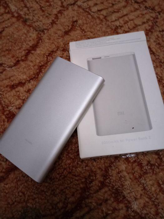 Повер банк гарний
