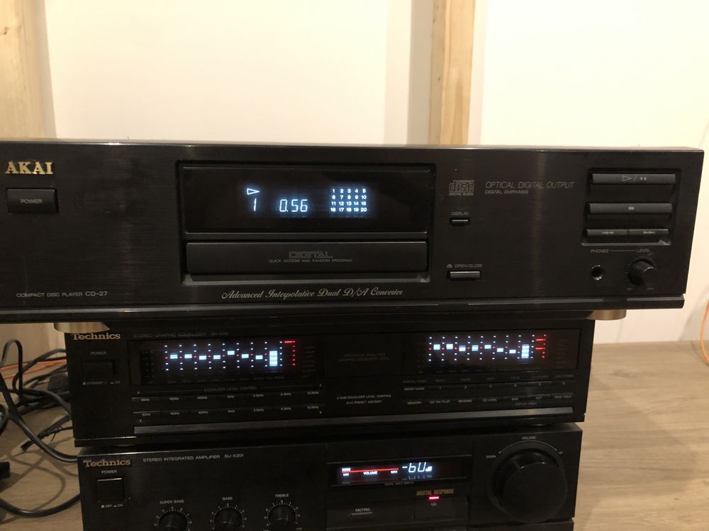 Akai cd-27 odtwarzacz CD sprawny
