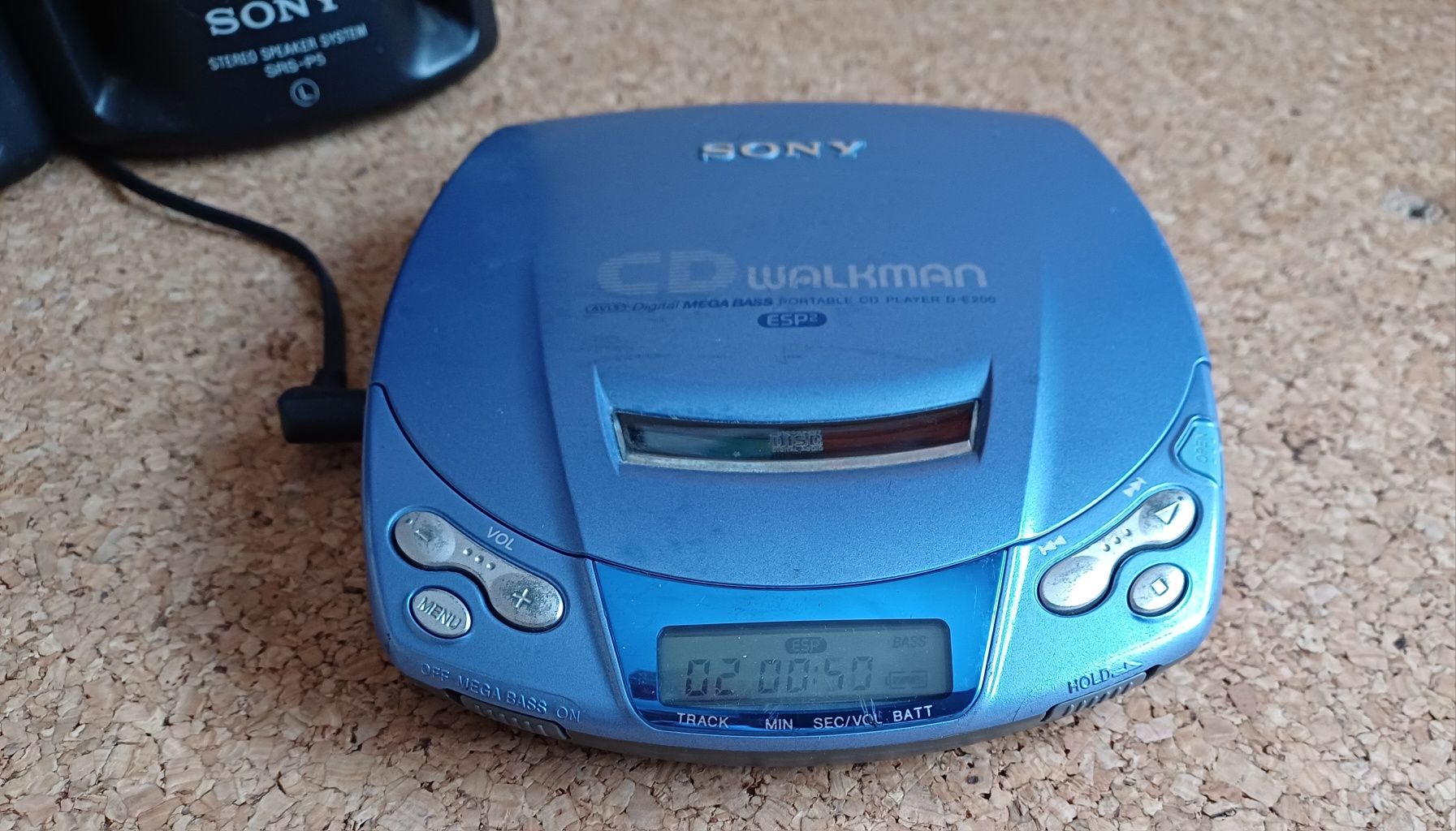 CD Walkman Sony a funcionar. 
Vintage, antigo.