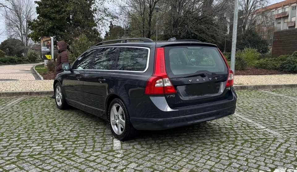 VOLVO V70 GPS Integrado e Mala elétrica