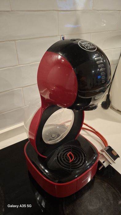 Vendo maquina de cafe dolce gusto e torradeira