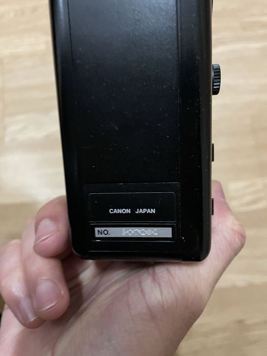 Продам кінокамеру Canon 814 XLs