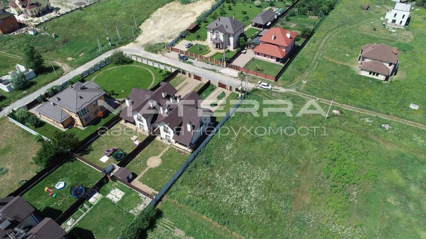 Бобриця продаж будинку біля лісу та озер