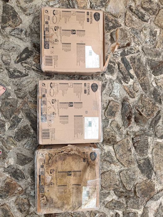 Lavatório de bancada Leroy merlin, branco, novo, sem uso. Na caixa.
