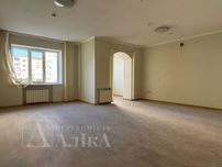 Продам квартиру в новому будинку В САМОМУ ЦЕНТРІ