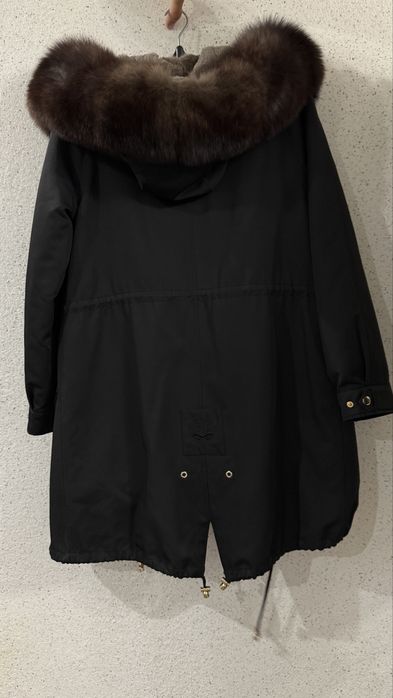 Парка жіноча чорна коричнева пісець кролик