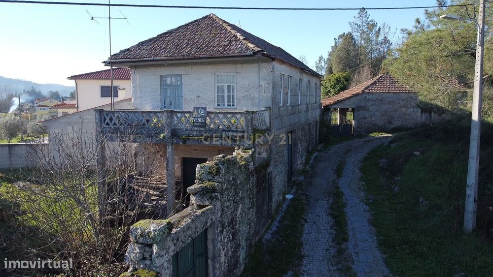 Moradia isolada em Pedra - Penalva do Castelo