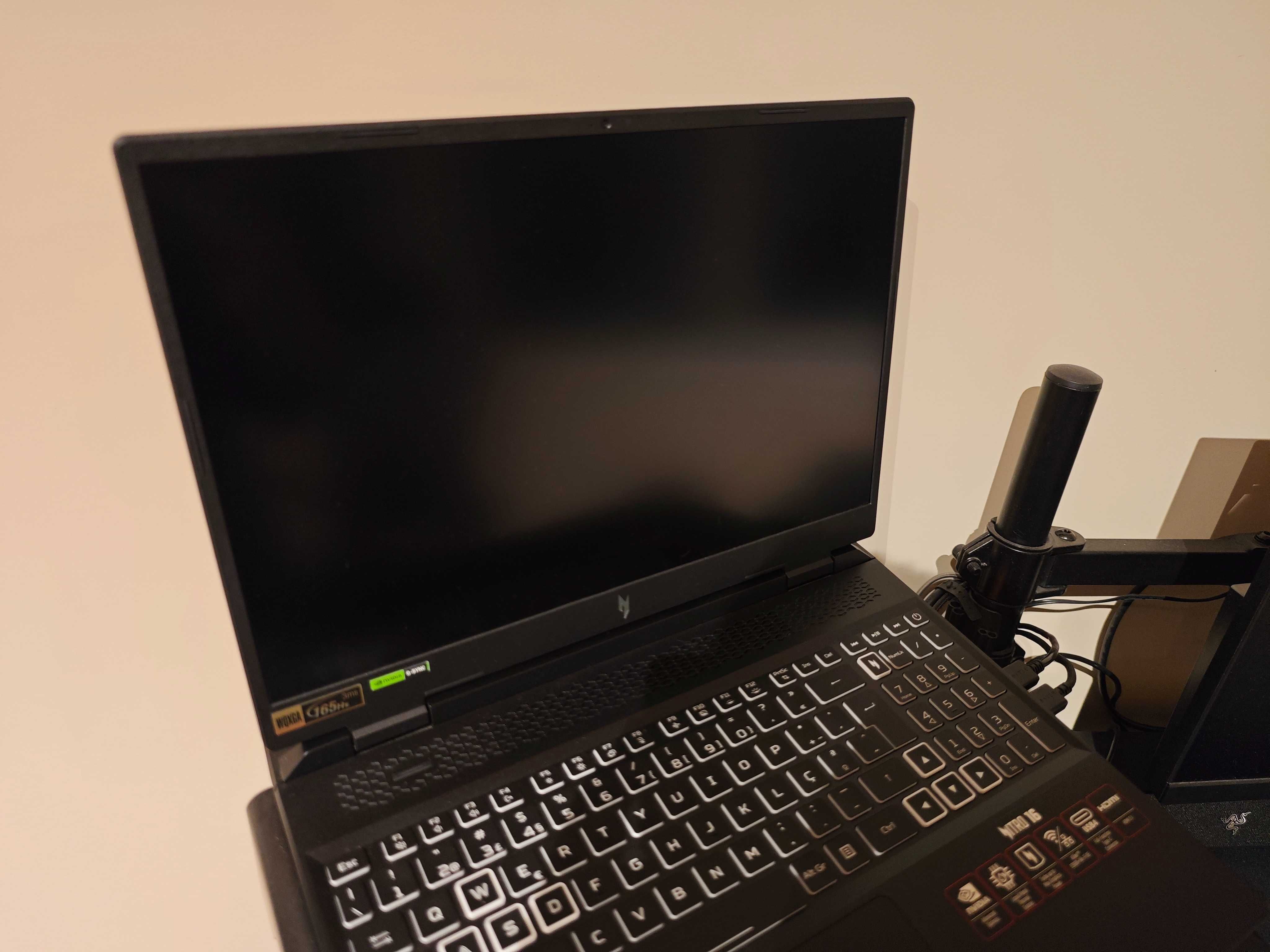 Laptop gaming acer nitro 16