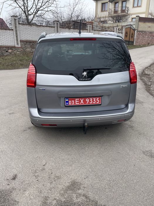 Peugeot 5008 пежо