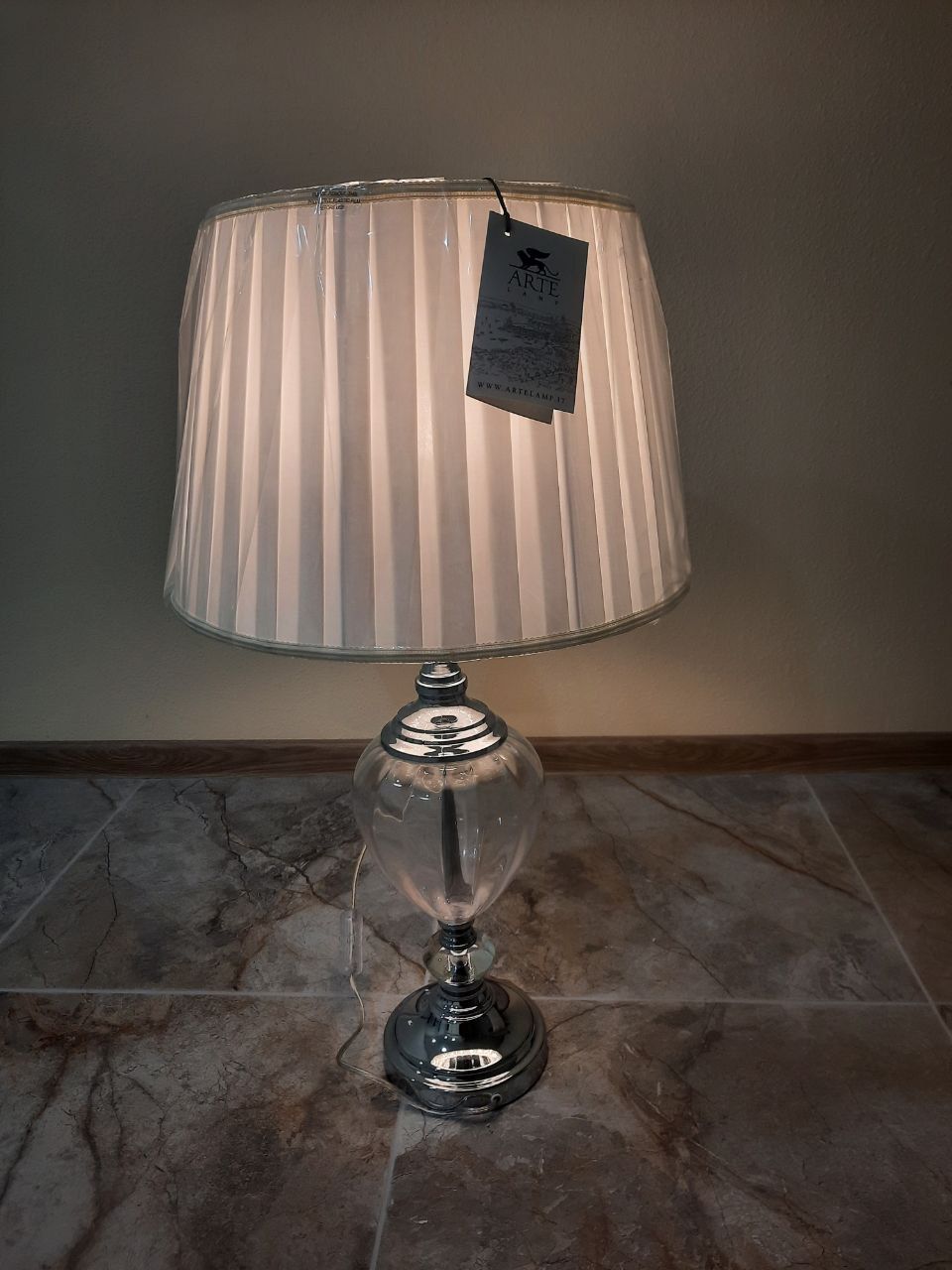 Настільна лампа Arte Lamp, нова
